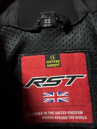 Mono de moto cuero RST