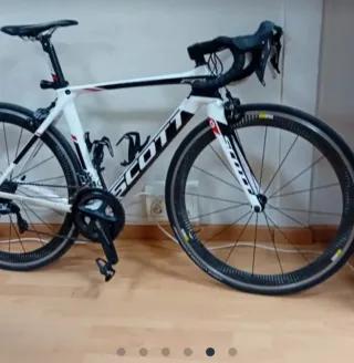 Bicicleta de carretera Scott