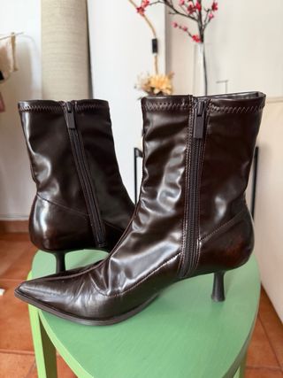 Botines Stradivarius marrones