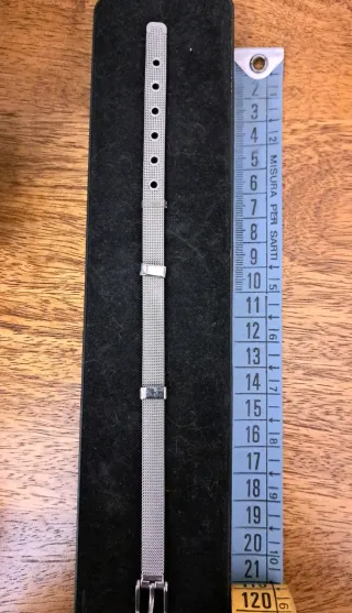 Bracciale unisex acciaio effetto cinturino