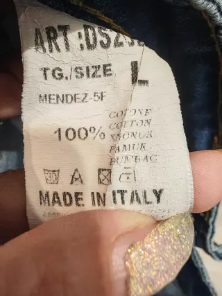 Jeans uomo strappati