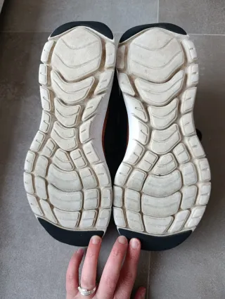 Zapatillas Skechers Talla 38 Negro.