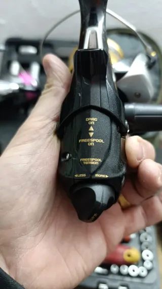 Carrete Shimano Baitrunner 12000D