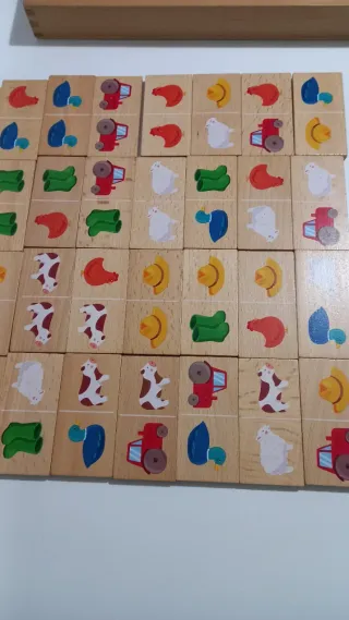 Dominó de madera infantil