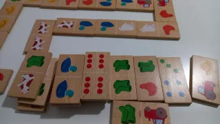 Dominó de madera infantil