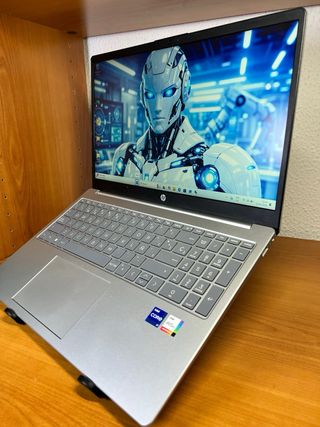 Ordenador Portátil HP i7 13ª Gen 16GB RAM