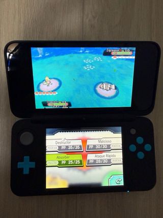 Nintendo 2DS XL + Extra