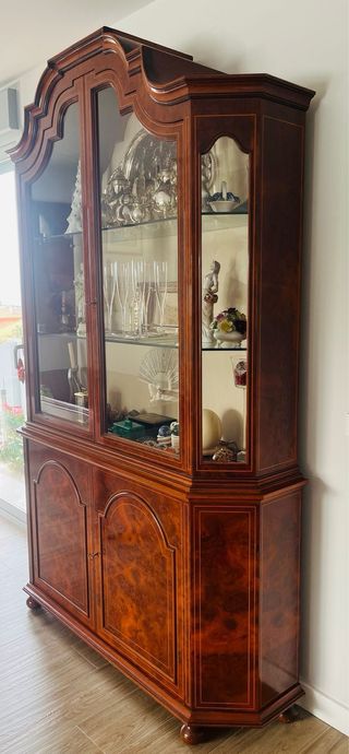 Vitrina Aparador Madera y Cristal Calidad y Estilo