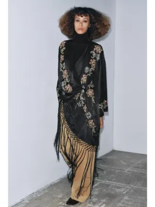 Kimono XS/S bordado floral Zara