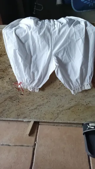 Disfraz naranja lunares volantes