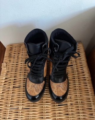 Stivaletti con tacco interno Alviero Martini