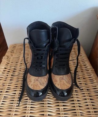 Stivaletti con tacco interno Alviero Martini