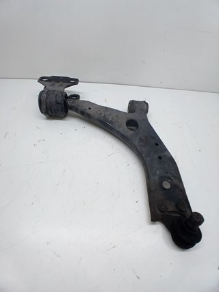 BRAZO SUSPENSION INFERIOR DELANTERO DERECHO FORD FOCUS