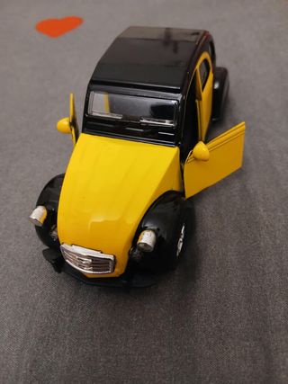 Modellino 2CV Charleston Citroen