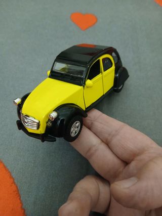 Modellino 2CV Charleston Citroen