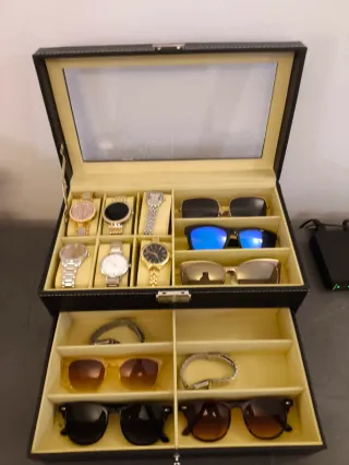 Scatola porta orologi e occhiali
