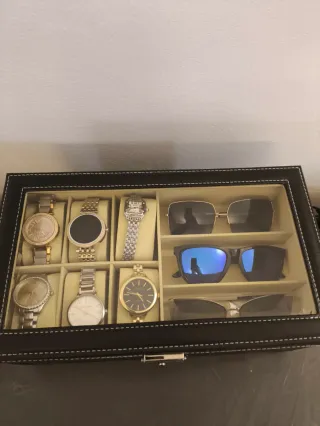 Scatola porta orologi e occhiali