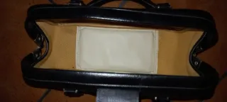 Bolso vintage elegante mujer negro