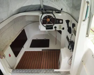 Quicksilver Pilothouse 5m
