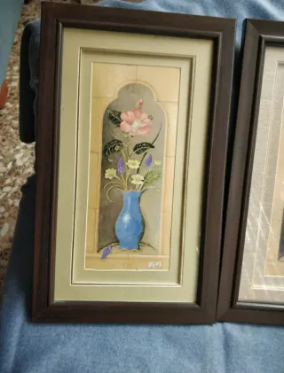 Lote 2 Cuadros Jarrones Flores