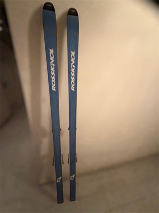 ESQUÍS ROSSIGNOL 193 + FIJACIONES solo 75 €