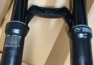 Horquilla E-bike Marzocchi Bomber Z2 29" 140mm