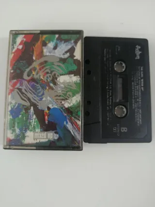 THE CURE  Mixed Up Cinta Cassette