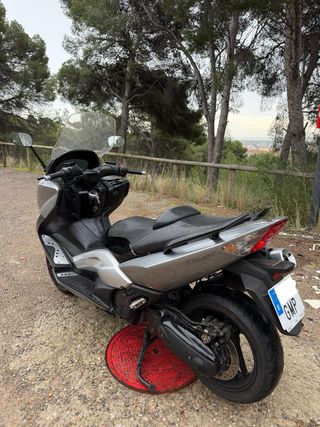 Yamaha T-max 500