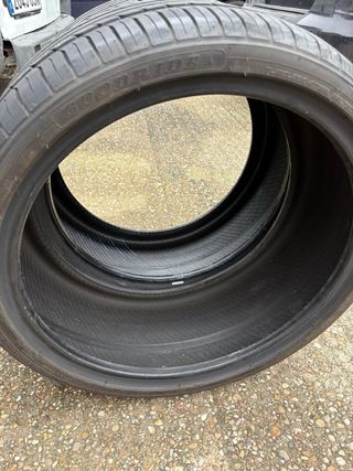 Neumáticos 245/35/20 93Y