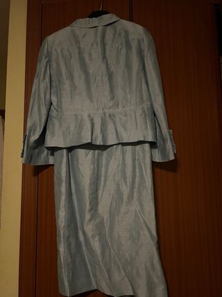 Traje sedaPurificación García: Vestido y Chaqueta