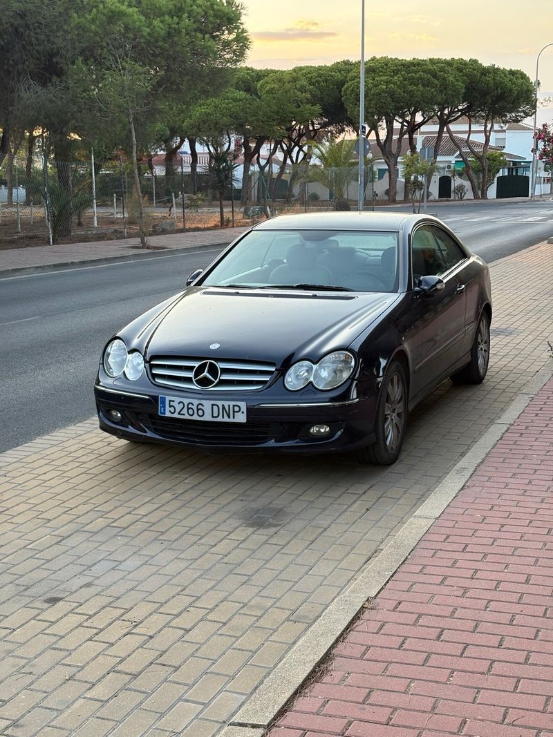 Mercedes-Benz  CLK 2005 - foto 1