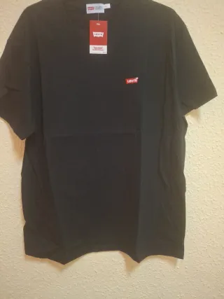 Camiseta Levi's Negra