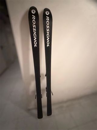 ESQUÍS ROSSIGNOL 167 + FIJACIONES — SOLO 65 €