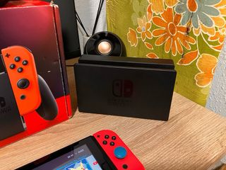 Nintendo Switch + 2 Giochi