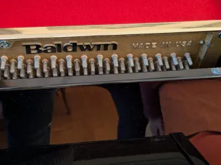 Piano de pared Baldwin