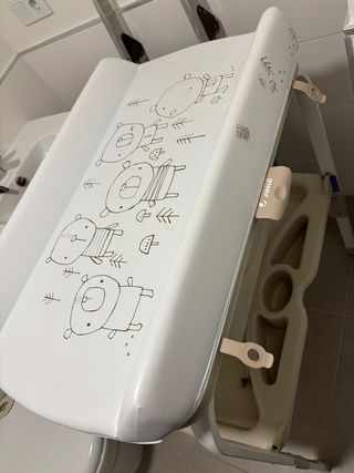 Ducha cambiador Jané casi nueva