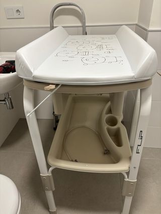 Ducha cambiador Jané casi nueva