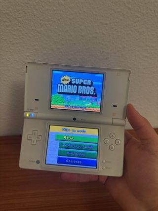 Nintendo DSi Bianca + Accessori