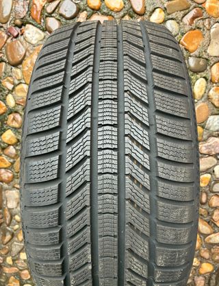 4 Continental Invierno 235/35/19 91W M+S