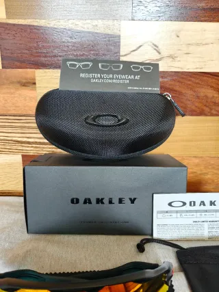 Gafas Oakley Deportivas Rojas