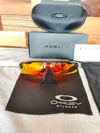 Gafas Oakley Deportivas Rojas