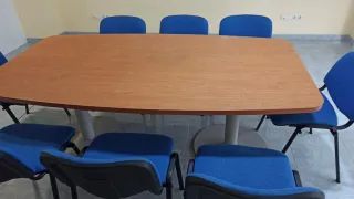 MESA DE ACADEMIAS REUNIONES Y OFICINAS 220x 110