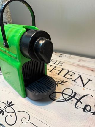Cafetera Nespresso Verde