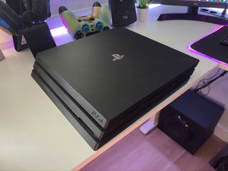 Sony PS4 Pro Negra