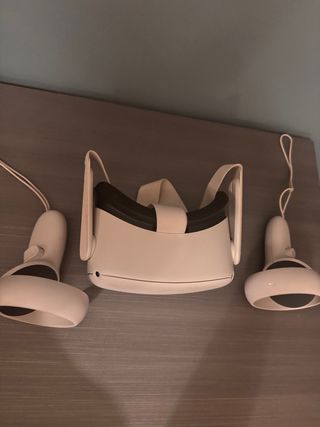 Meta Quest 2 Visore VR + Controller