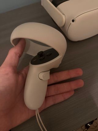 Meta Quest 2 Visore VR + Controller