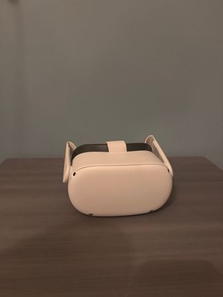 Meta Quest 2 Visore VR + Controller