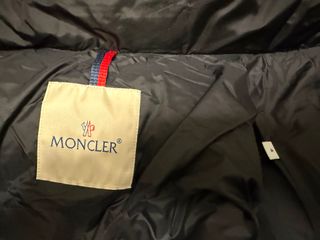 Chaqueta Moncler Negra mate Talla 4