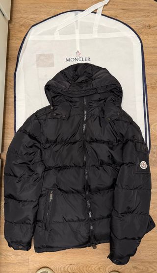Chaqueta Moncler Negra mate Talla 4