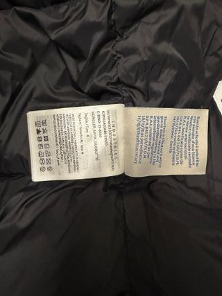 Chaqueta Moncler Negra mate Talla 4